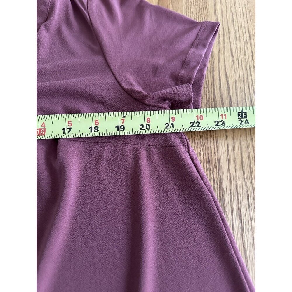 Torrid Maroon Studio Knit Button Front V Neck Top Womens Size 1 (14-16) - Picture 9 of 9